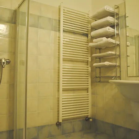 International Hotel Iseo