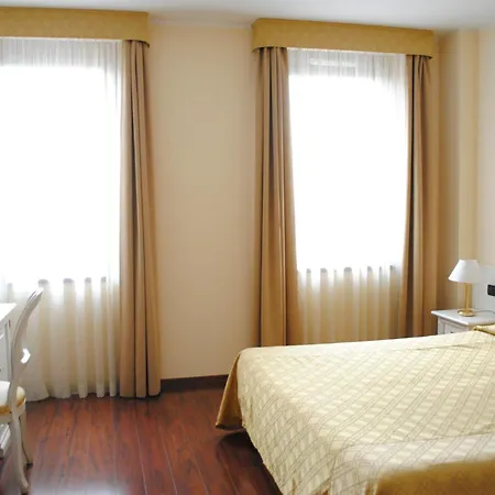 Hotel International 3*