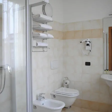 International Hotel 3*