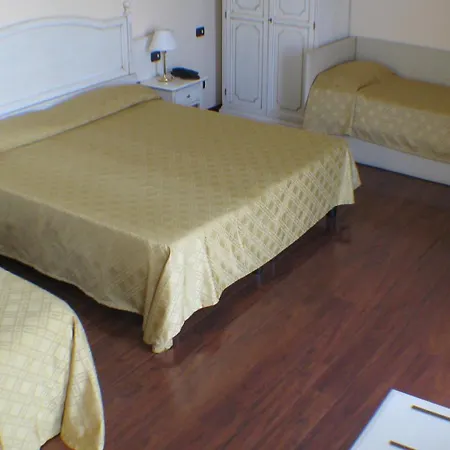 Hotel International 3*